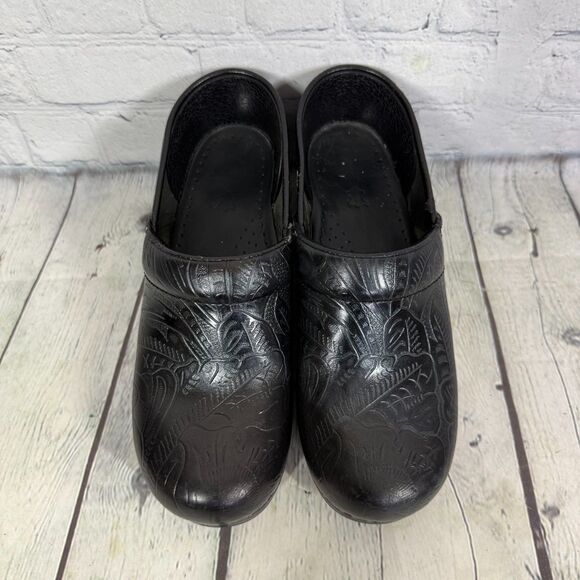 Dansko Clog 7.5-8 US 38 EU Black Embossed Leather Slip On Comfort Walk Shoes - Picture 8 of 13